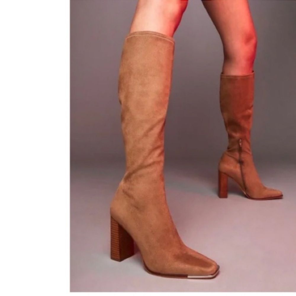 Steve Madden Fedora Tan Suede Tall Boots with Silver Tip Size 10Regular New